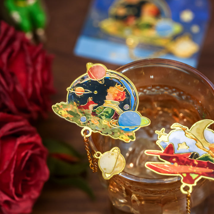 Galaxy Encounter Series Hollow Metal Bookmarks with Delicate Floral Design