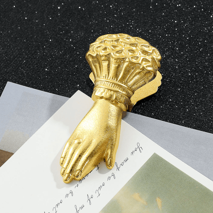 Hand Binger Vintage Planner Binder Noble Hand Series - Desk Cosmos