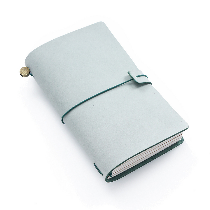  Traveler's Notebook Series Fog Wax Leather Journal Grass Green Pocket Size